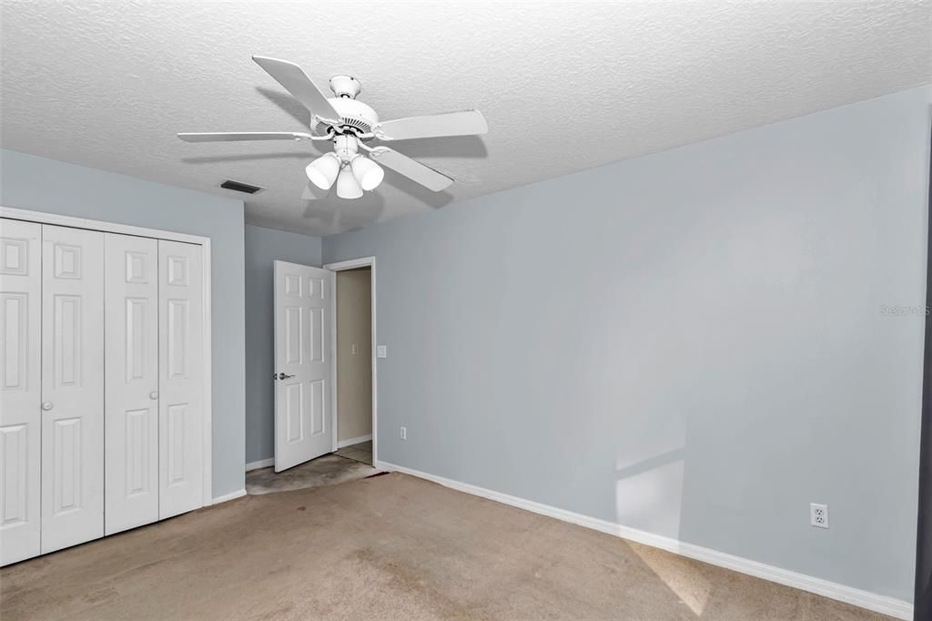 En Venta: $390,000 (3 camas, 3 baños, 2314 Pies cuadrados)