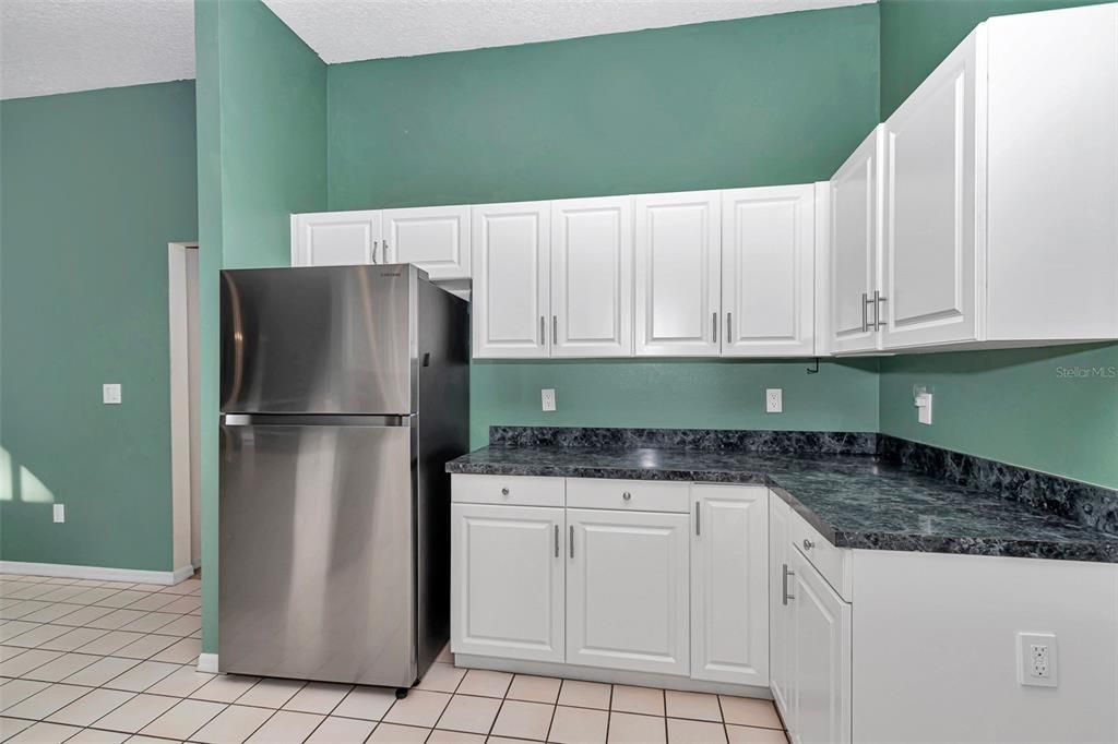 En Venta: $390,000 (3 camas, 3 baños, 2314 Pies cuadrados)