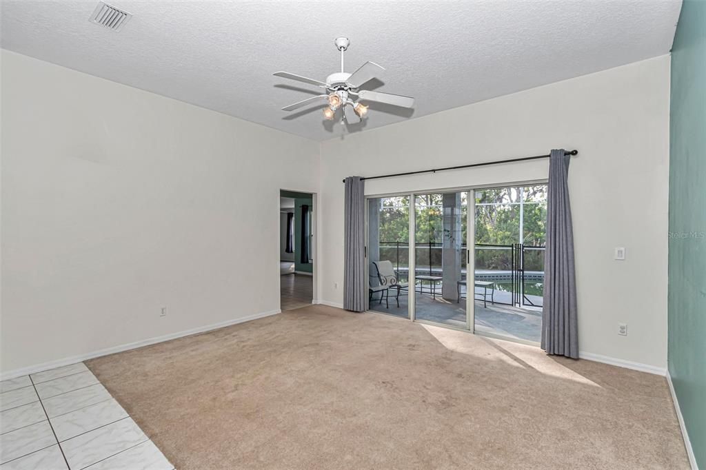 En Venta: $390,000 (3 camas, 3 baños, 2314 Pies cuadrados)