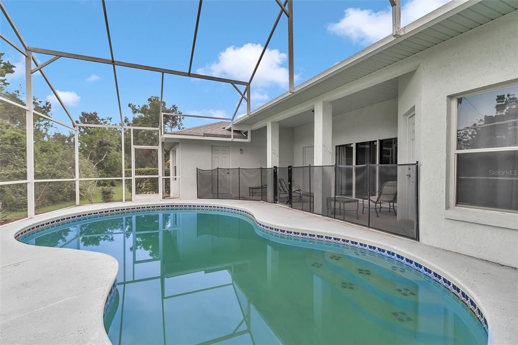 En Venta: $390,000 (3 camas, 3 baños, 2314 Pies cuadrados)