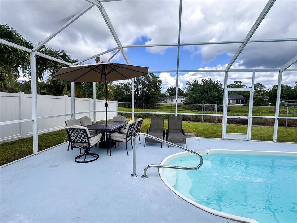 待售: $519,900 (3 贝兹, 2 浴室, 1419 平方英尺)