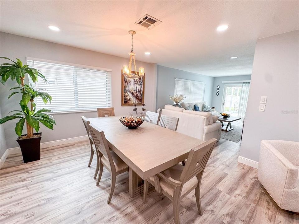 待售: $519,900 (3 贝兹, 2 浴室, 1419 平方英尺)