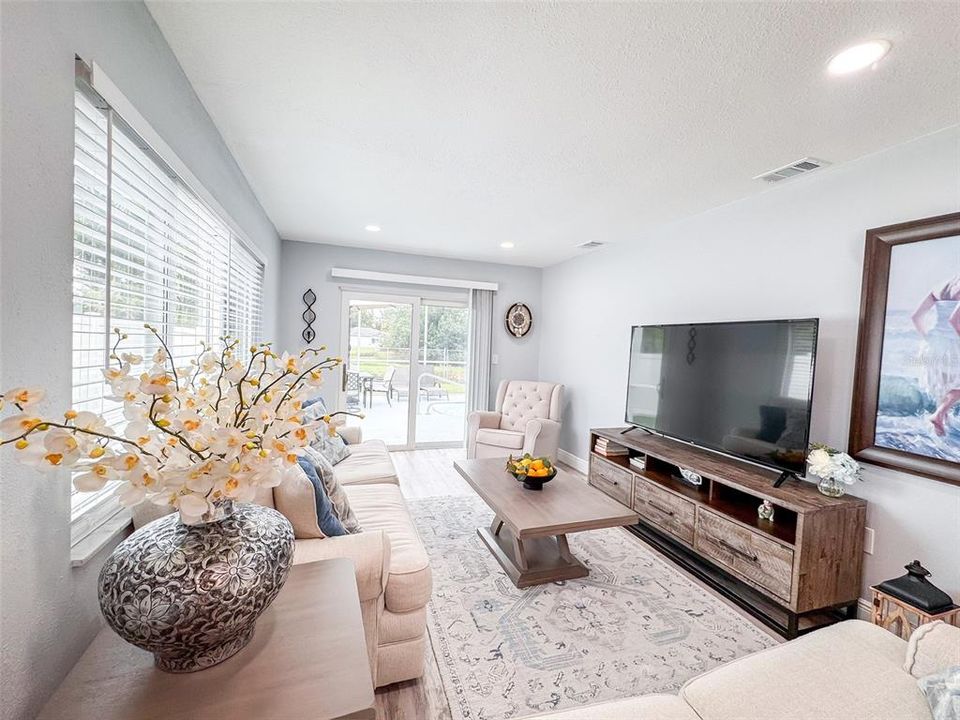 待售: $519,900 (3 贝兹, 2 浴室, 1419 平方英尺)