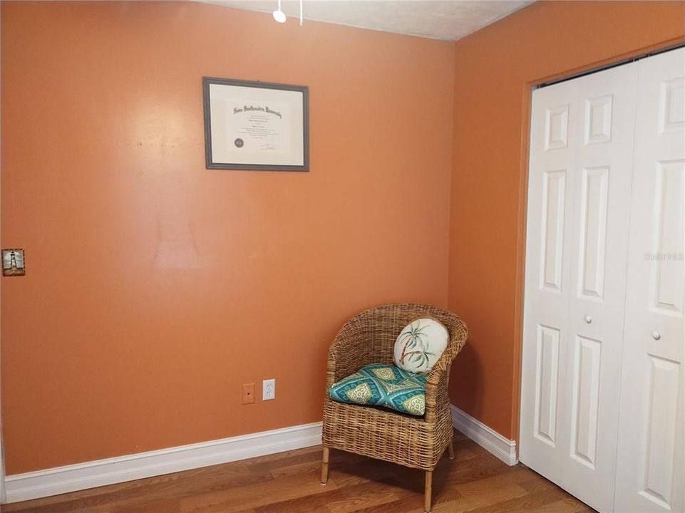 На продажу: $345,000 (3 спален, 2 ванн, 1222 Квадратных фут)