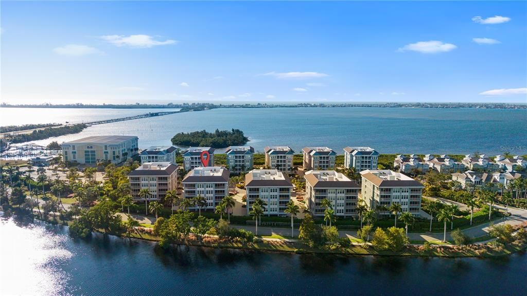 Activo con contrato: $725,000 (3 camas, 3 baños, 1664 Pies cuadrados)