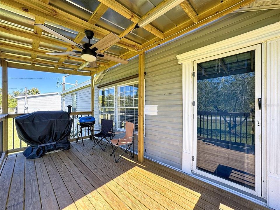 For Sale: $295,000 (4 beds, 2 baths, 2280 Square Feet)