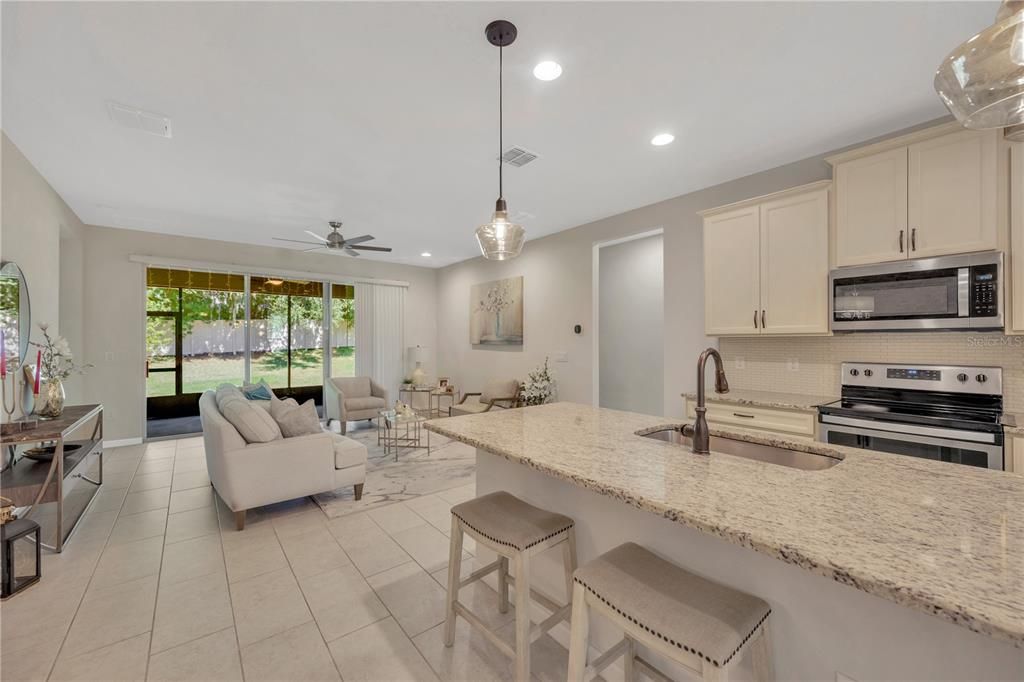 待售: $475,000 (4 贝兹, 3 浴室, 2378 平方英尺)