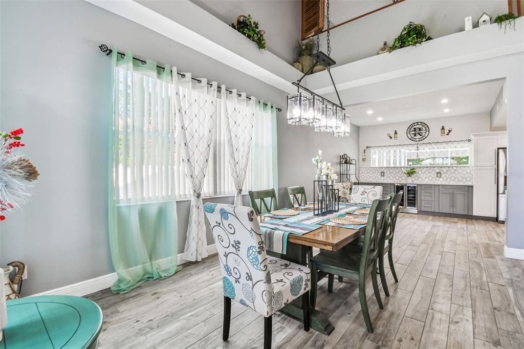 For Sale: $599,900 (4 beds, 2 baths, 2124 Square Feet)