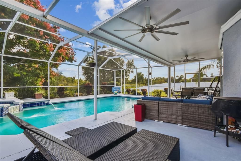 For Sale: $599,900 (4 beds, 2 baths, 2124 Square Feet)