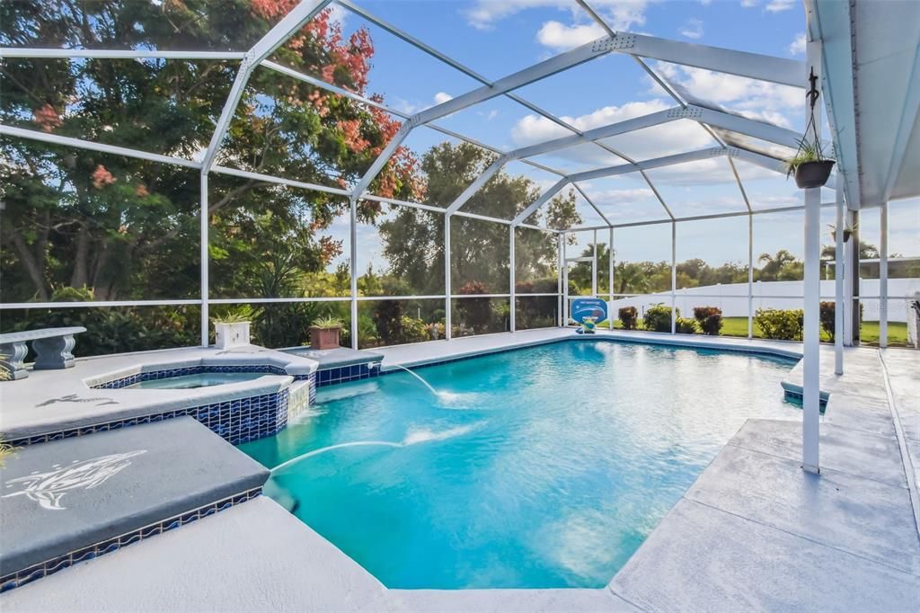 For Sale: $599,900 (4 beds, 2 baths, 2124 Square Feet)