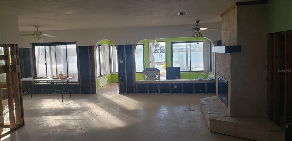 Activo con contrato: $829,000 (2 camas, 2 baños, 1512 Pies cuadrados)