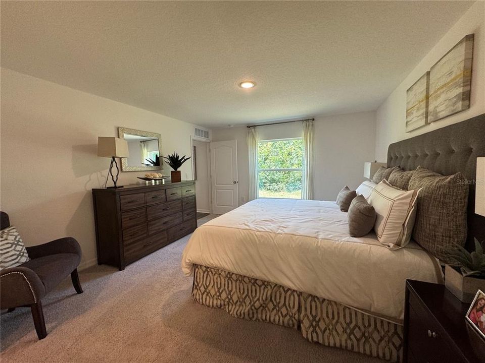 For Sale: $257,900 (4 beds, 2 baths, 1867 Square Feet)