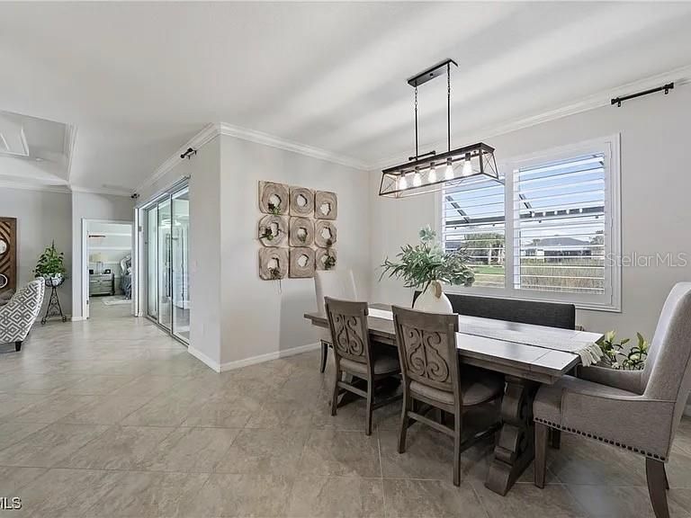 待售: $615,000 (3 贝兹, 3 浴室, 2444 平方英尺)