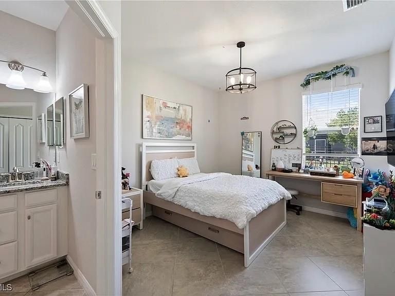 待售: $615,000 (3 贝兹, 3 浴室, 2444 平方英尺)