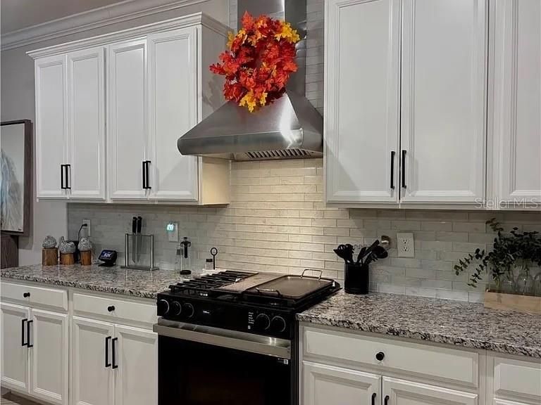 待售: $615,000 (3 贝兹, 3 浴室, 2444 平方英尺)