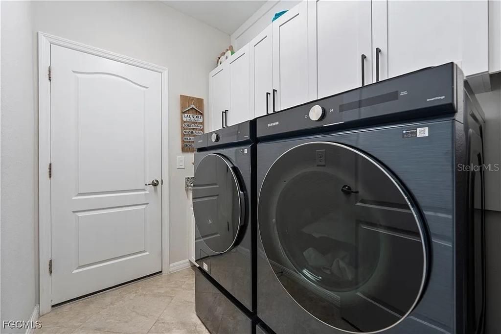 待售: $615,000 (3 贝兹, 3 浴室, 2444 平方英尺)