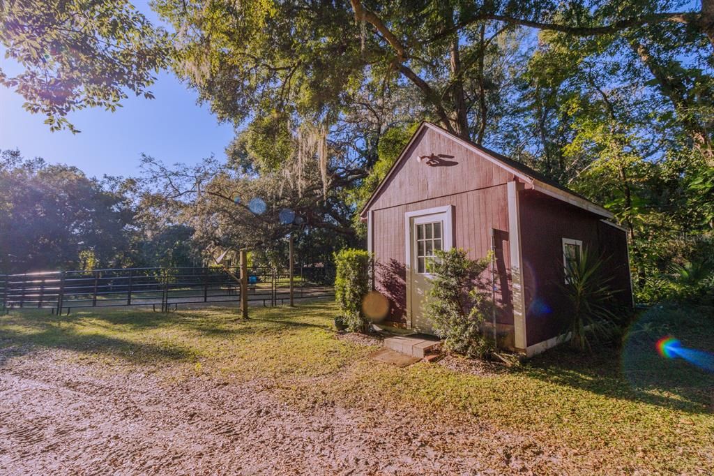 For Sale: $775,000 (3 beds, 2 baths, 1744 Square Feet)
