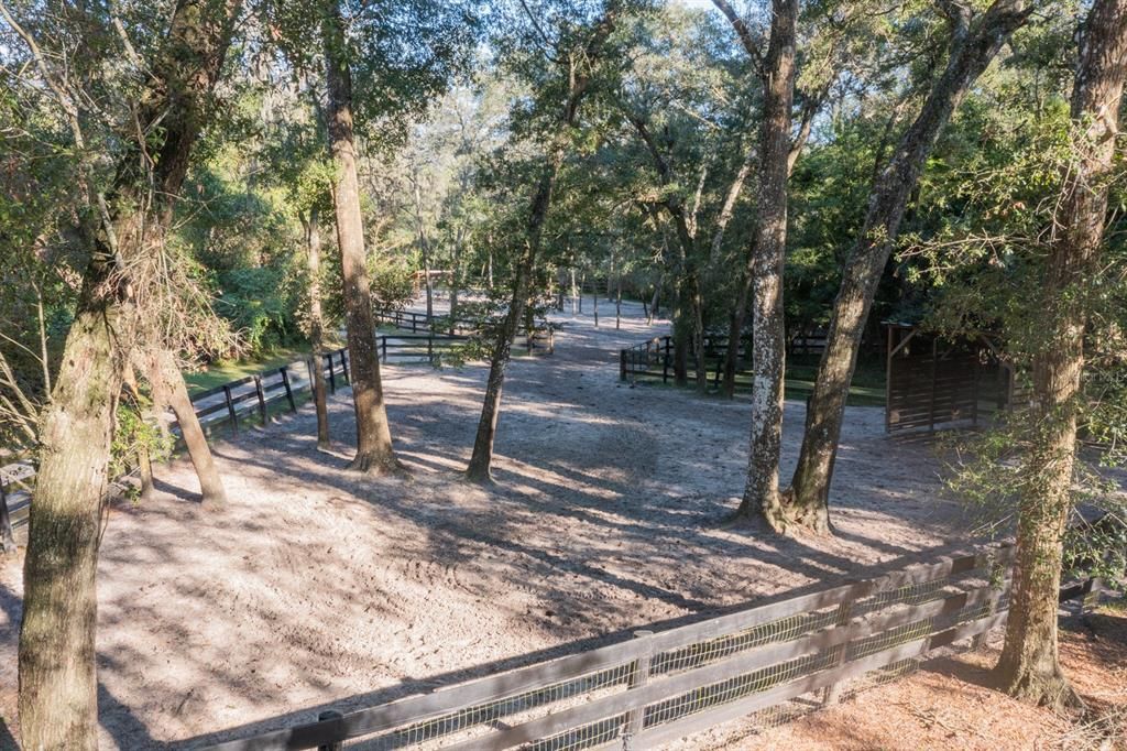 For Sale: $775,000 (3 beds, 2 baths, 1744 Square Feet)