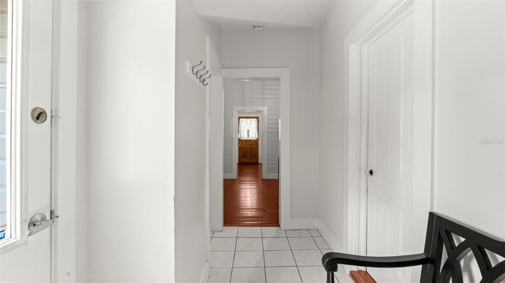 For Sale: $349,999 (4 beds, 2 baths, 1241 Square Feet)