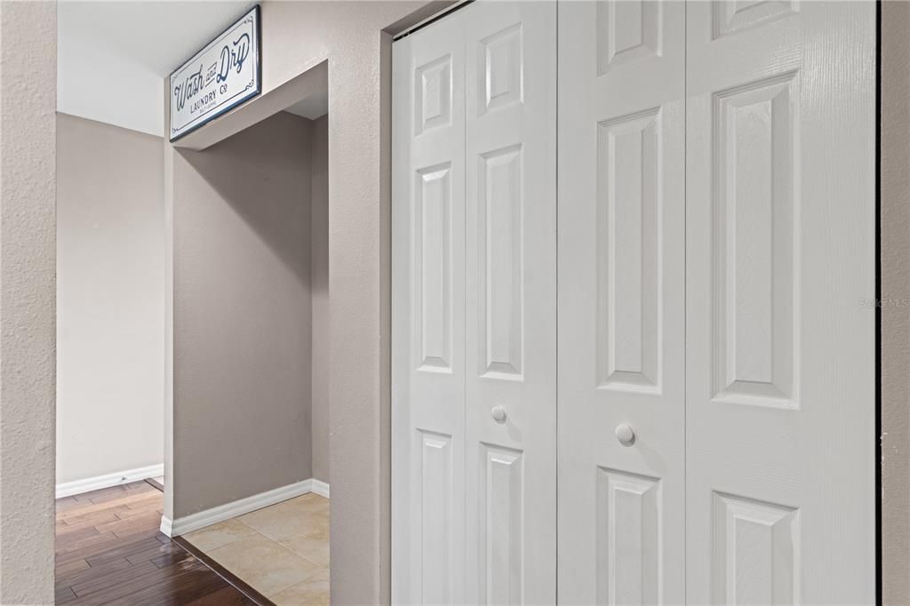 En Venta: $270,000 (3 camas, 3 baños, 1265 Pies cuadrados)