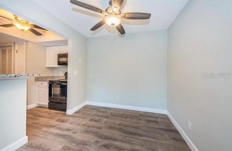 For Rent: $1,475 (1 beds, 1 baths, 642 Square Feet)