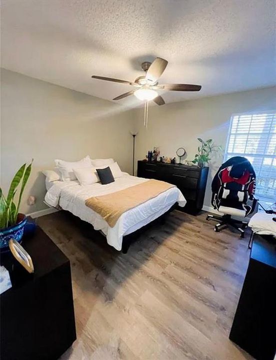 For Rent: $1,475 (1 beds, 1 baths, 642 Square Feet)