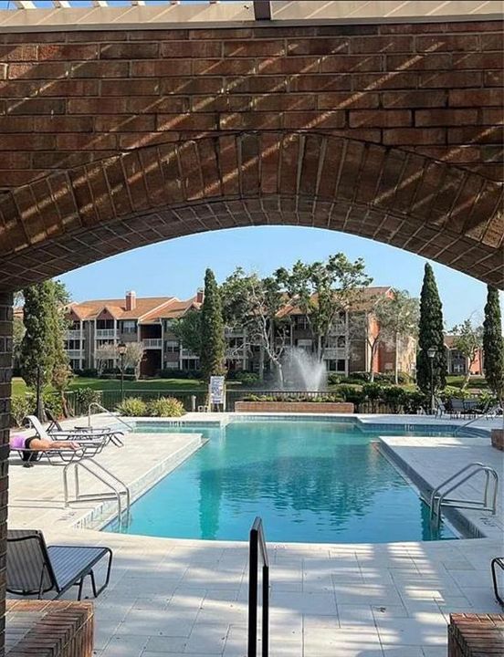 For Rent: $1,475 (1 beds, 1 baths, 642 Square Feet)