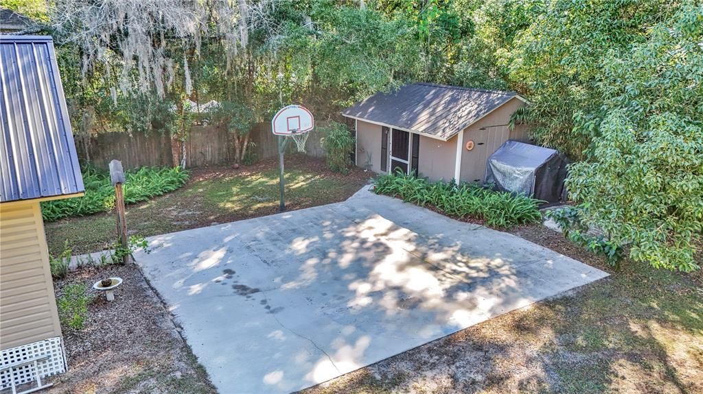 На продажу: $198,000 (4 спален, 2 ванн, 1686 Квадратных фут)