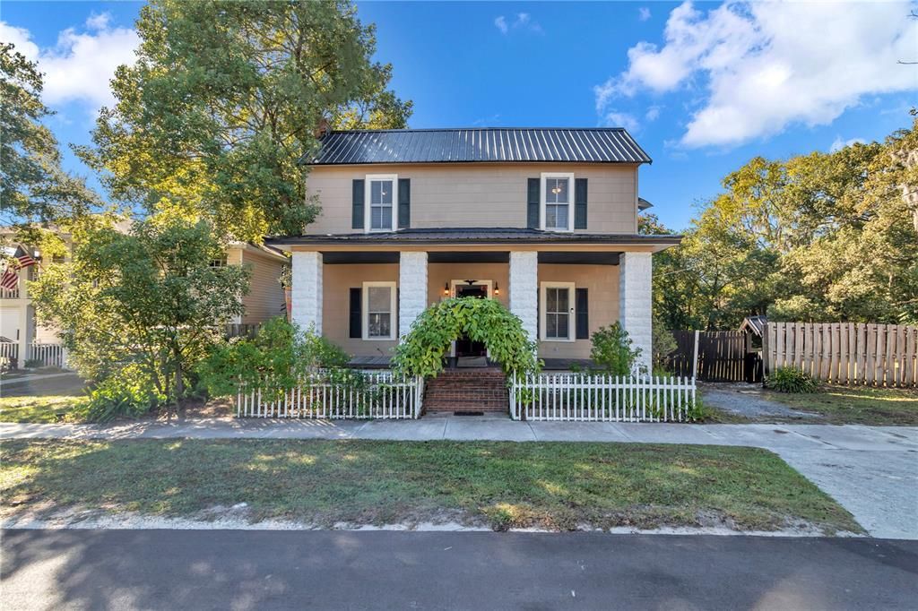 На продажу: $198,000 (4 спален, 2 ванн, 1686 Квадратных фут)