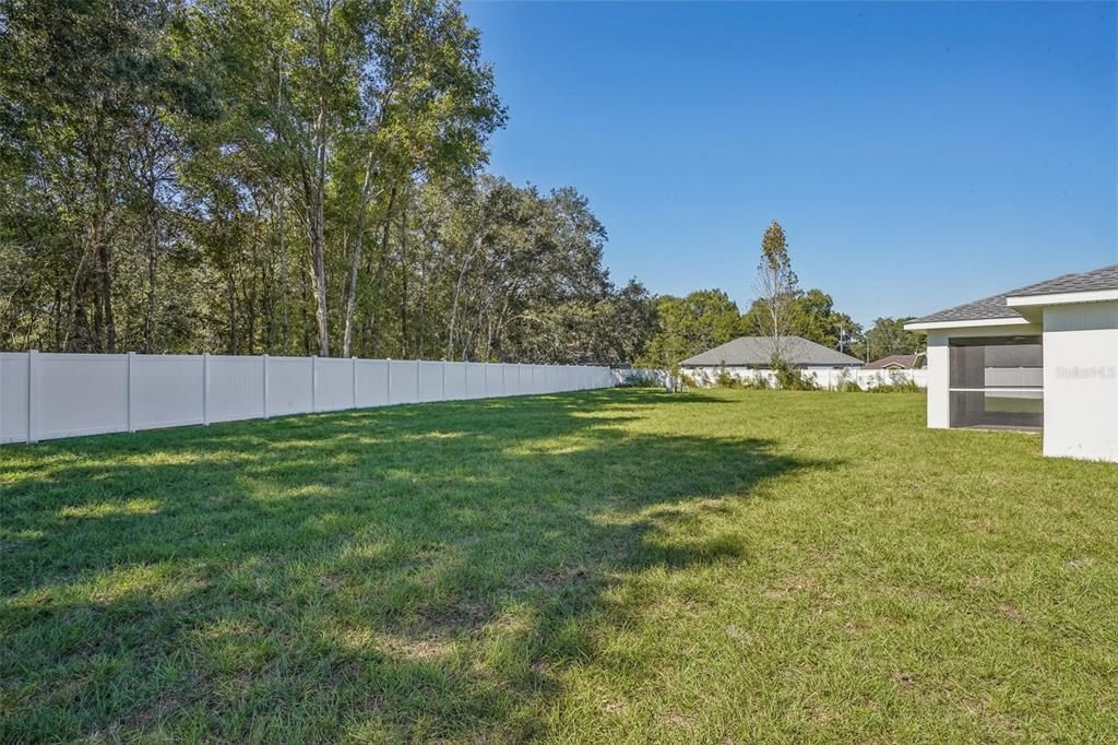 Active With Contract: $289,900 (3 beds, 2 baths, 1453 Square Feet)