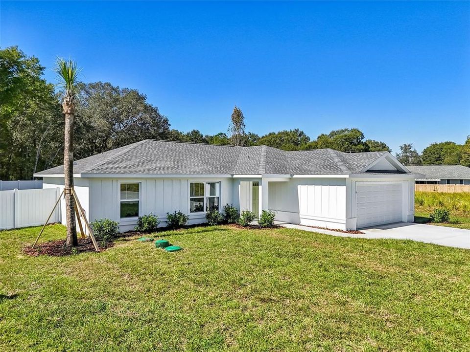 Active With Contract: $289,900 (3 beds, 2 baths, 1453 Square Feet)