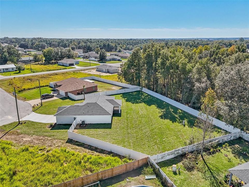 Active With Contract: $289,900 (3 beds, 2 baths, 1453 Square Feet)