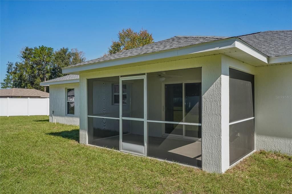 Active With Contract: $289,900 (3 beds, 2 baths, 1453 Square Feet)