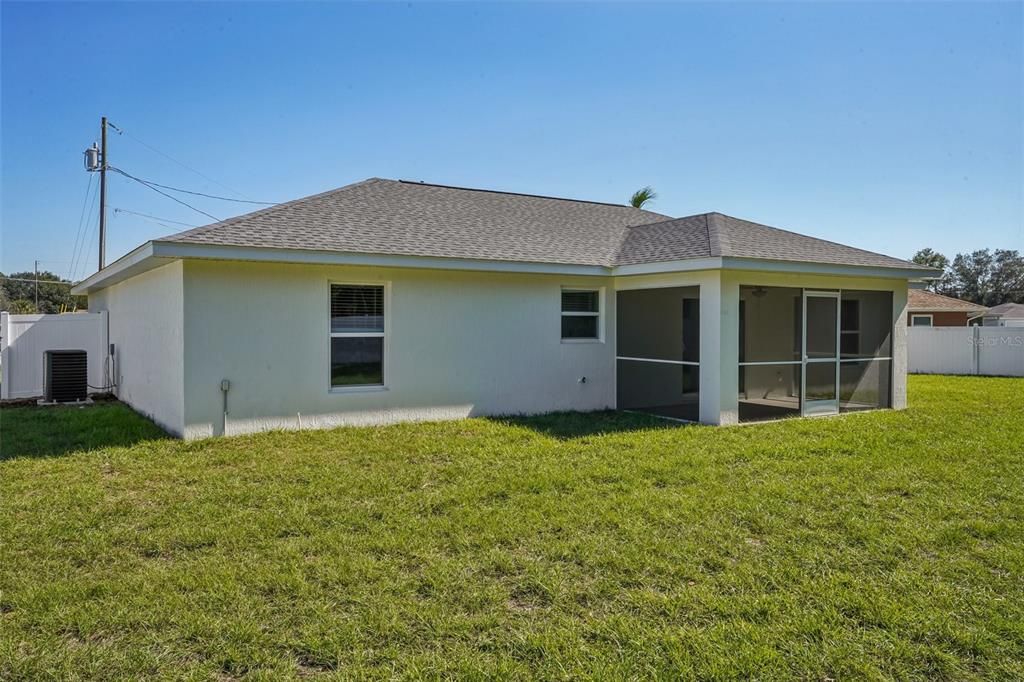 Active With Contract: $289,900 (3 beds, 2 baths, 1453 Square Feet)