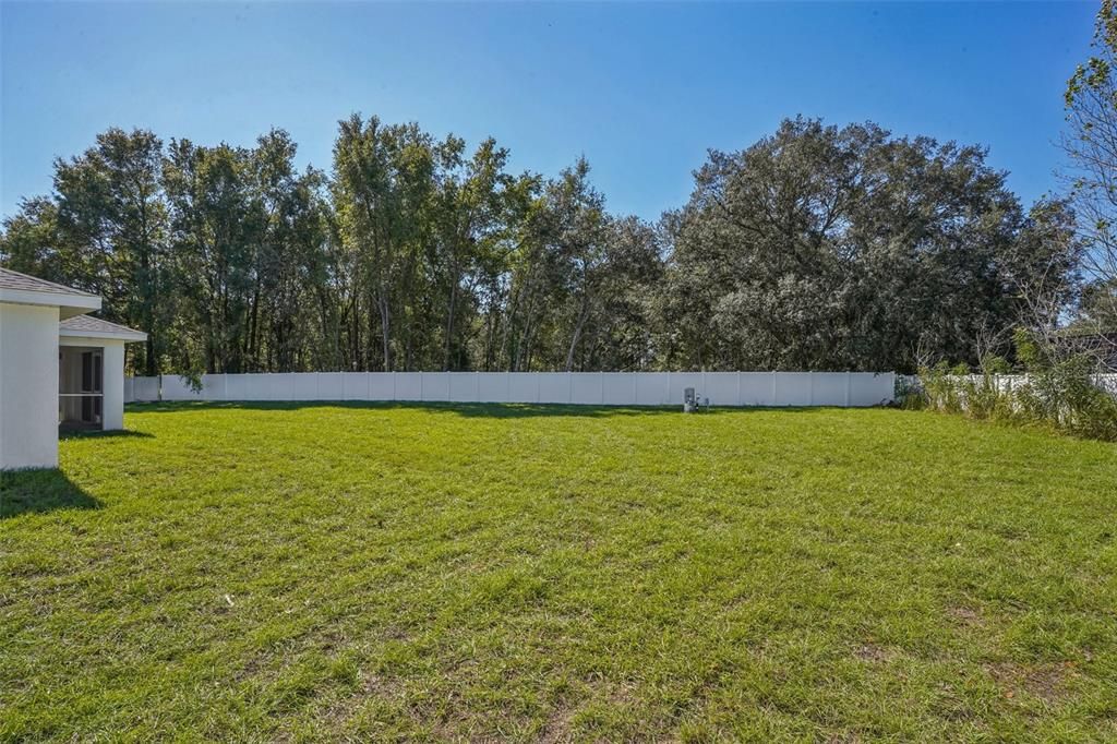 Active With Contract: $289,900 (3 beds, 2 baths, 1453 Square Feet)