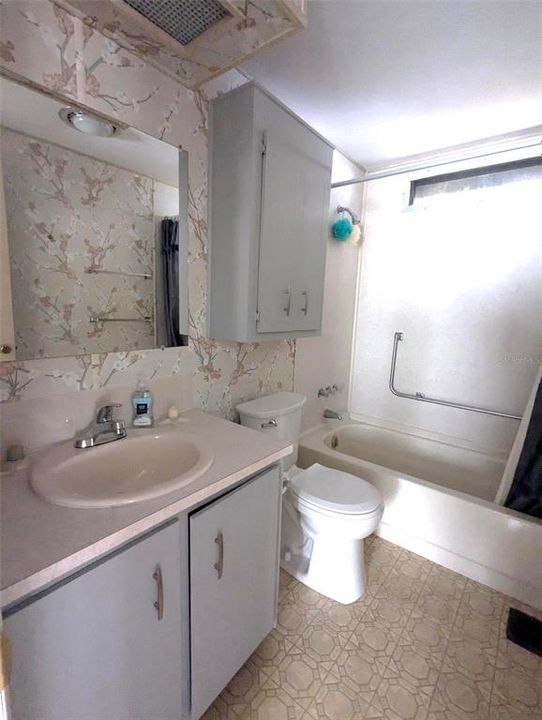 Activo con contrato: $60,000 (2 camas, 2 baños, 864 Pies cuadrados)