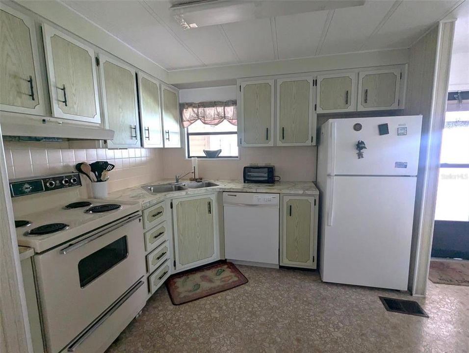 Activo con contrato: $60,000 (2 camas, 2 baños, 864 Pies cuadrados)