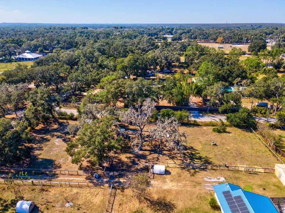 合同活跃: $479,000 (3 贝兹, 2 浴室, 1545 平方英尺)