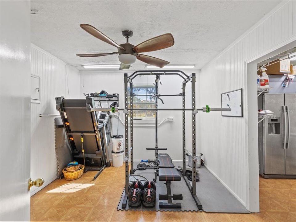 合同活跃: $479,000 (3 贝兹, 2 浴室, 1545 平方英尺)