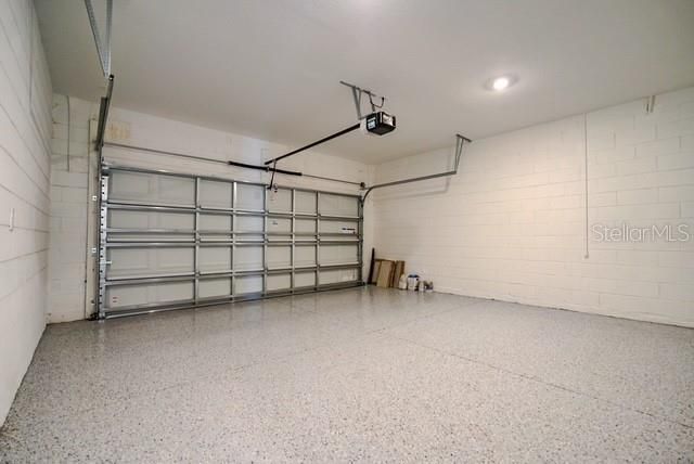 出租: $3,300 (5 贝兹, 4 浴室, 3422 平方英尺)