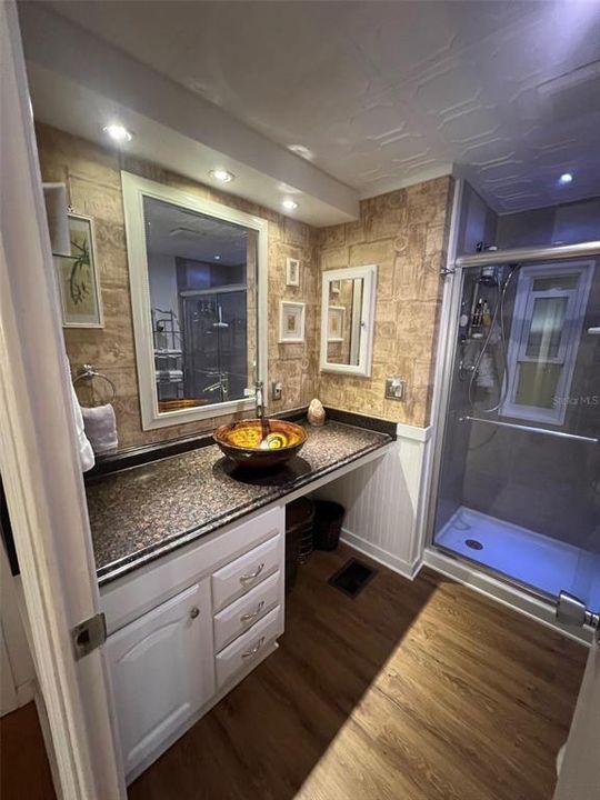 For Sale: $169,900 (2 beds, 2 baths, 1248 Square Feet)