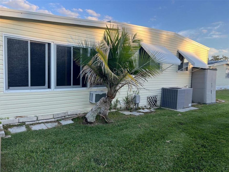 For Sale: $169,900 (2 beds, 2 baths, 1248 Square Feet)