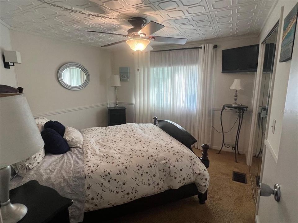 For Sale: $169,900 (2 beds, 2 baths, 1248 Square Feet)