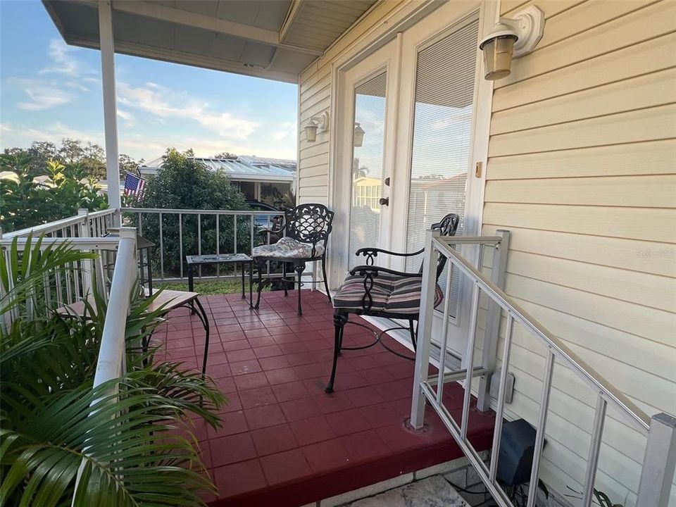 For Sale: $169,900 (2 beds, 2 baths, 1248 Square Feet)