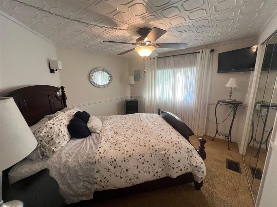 For Sale: $169,900 (2 beds, 2 baths, 1248 Square Feet)