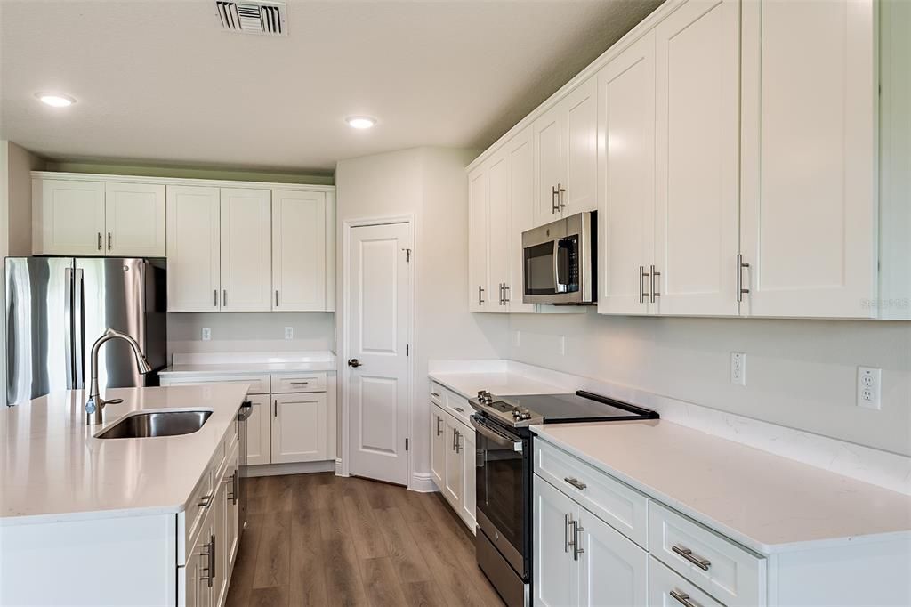 For Sale: $574,990 (5 beds, 3 baths, 3288 Square Feet)