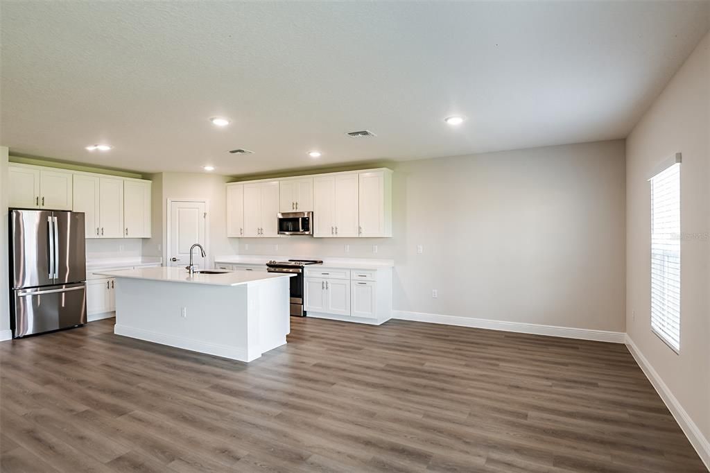 For Sale: $574,990 (5 beds, 3 baths, 3288 Square Feet)