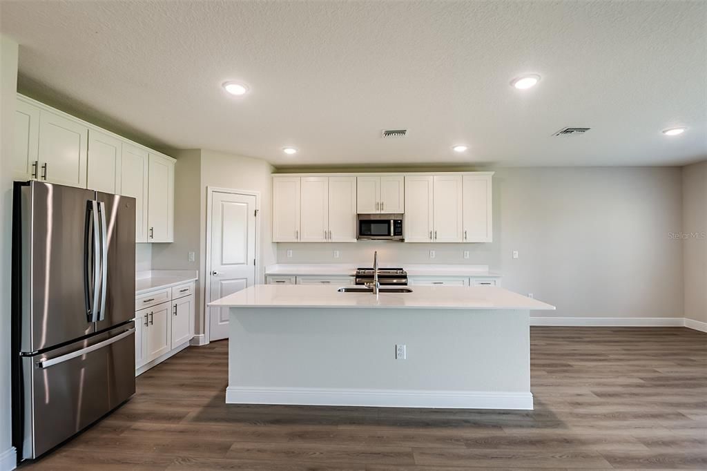 For Sale: $574,990 (5 beds, 3 baths, 3288 Square Feet)