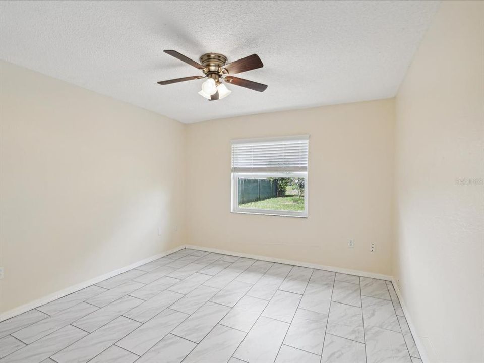 For Sale: $274,900 (3 beds, 2 baths, 1482 Square Feet)