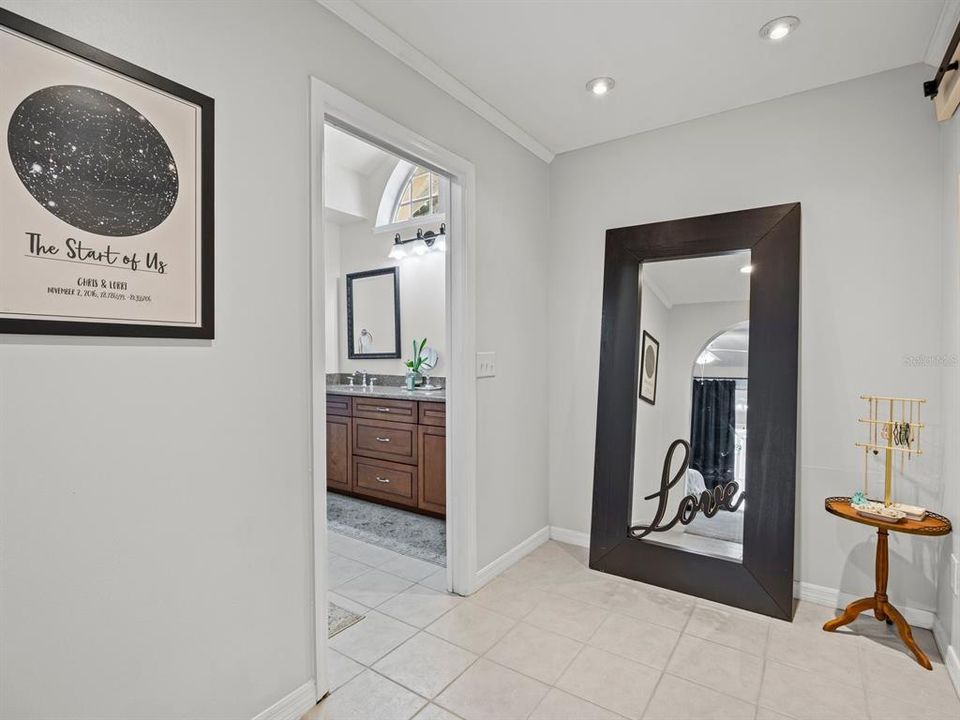 合同活跃: $749,000 (5 贝兹, 3 浴室, 3407 平方英尺)